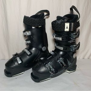 Women's Atomic Hawx Ultra 80 Ski Boots size 7 / 7.5 - 24 / 24.5 snowboarding